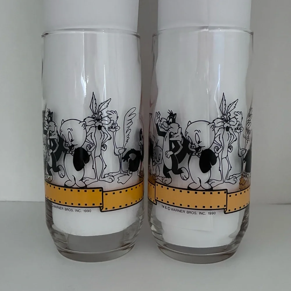 1990 Happy Birthday Bugs 50th Anniversary Collectible Glassware Warner Bros